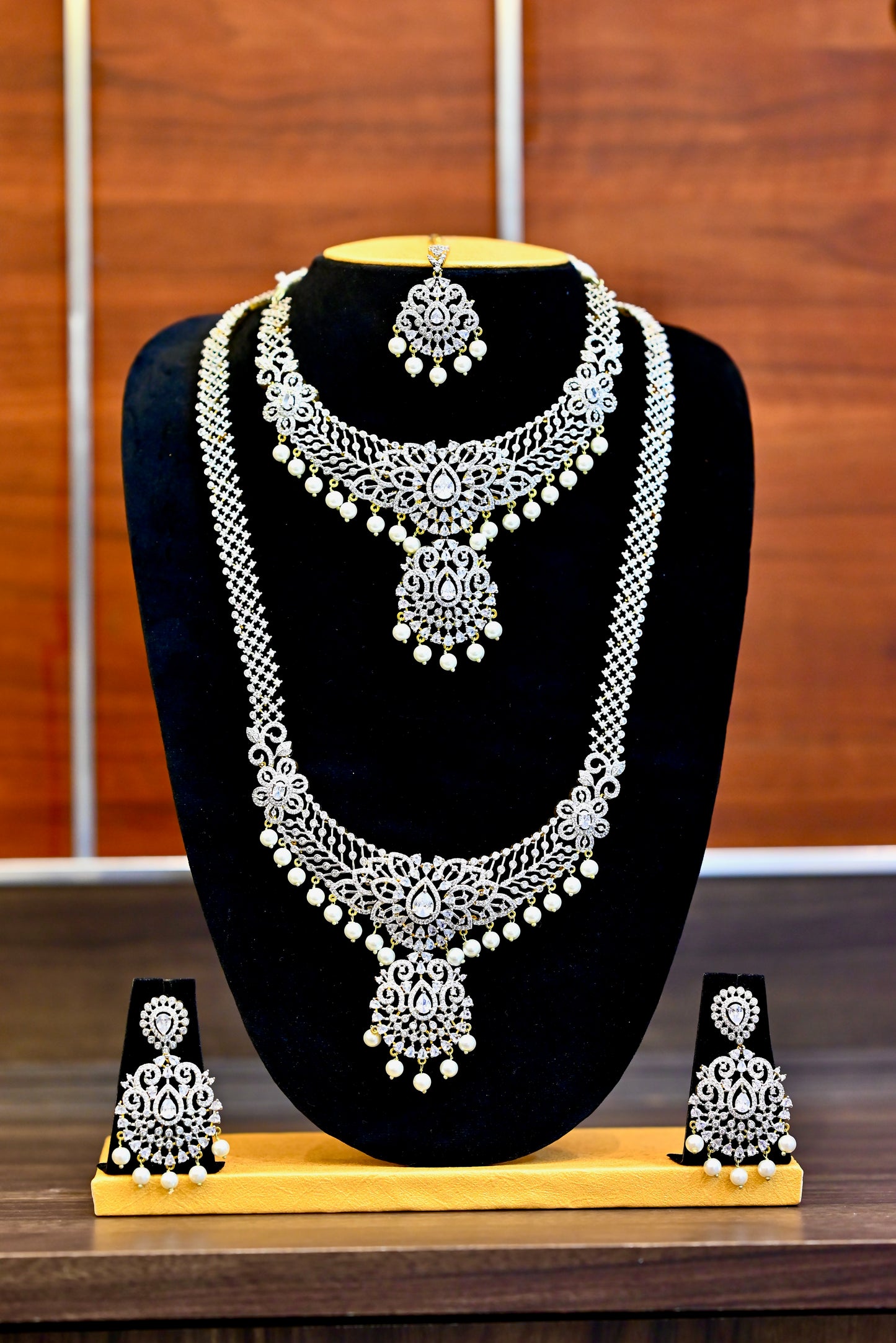 Classic Elegance Bridal Jewellery Set