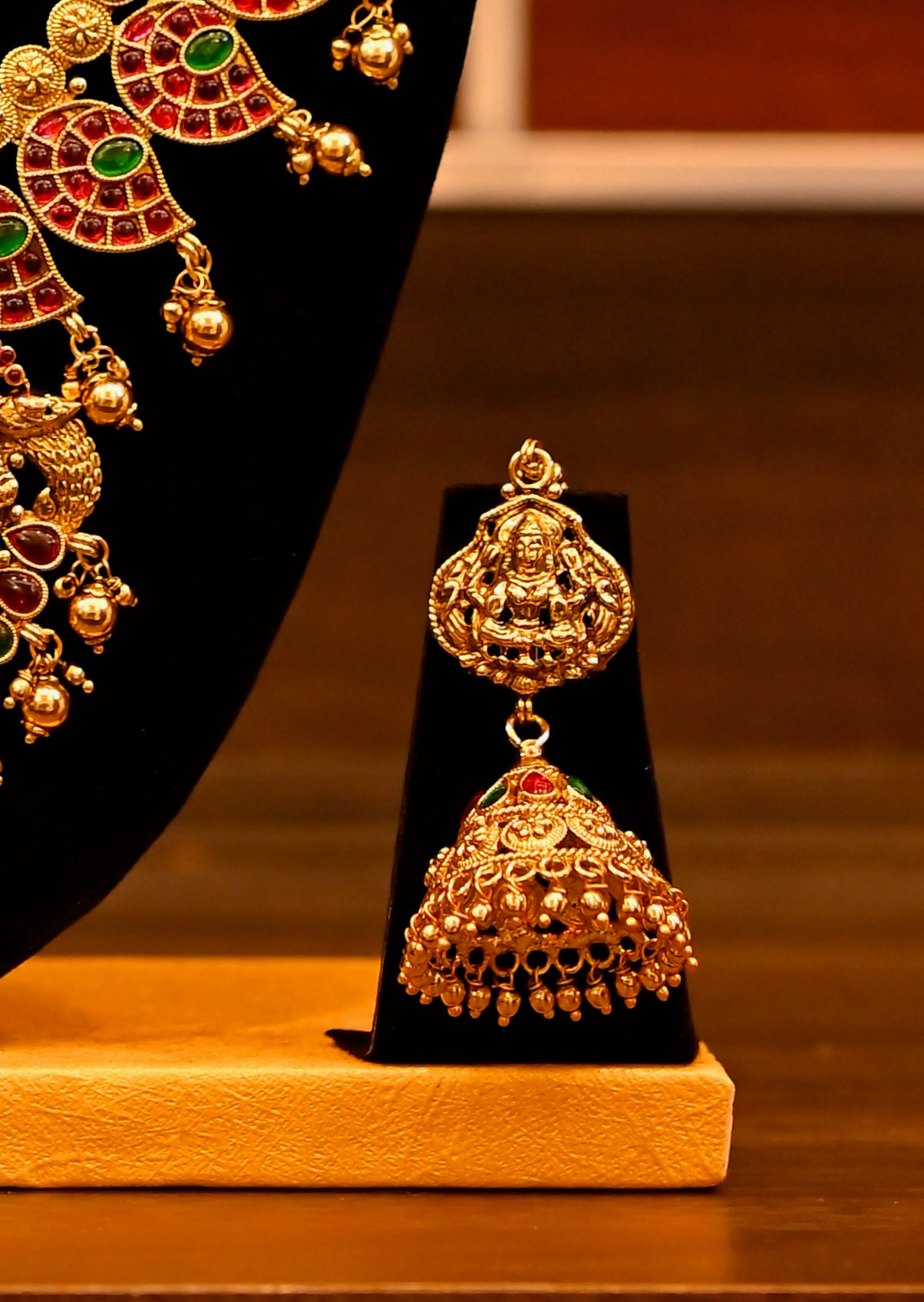 Lakshmi's Aura - ExquisiteBridal Jewellery Set